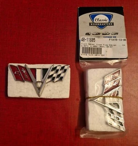Coppia emblema parafango anteriore Chevy Classic Headquarters 1964-1967 #40-11605 - Foto 1 di 2