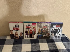 Big Bang Theory Lot - Picture 1 of 1