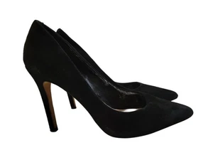 BEAUTIFUL VINCE CAMUTO BLACK SUEDE PUMPS HEELS Size US 9 B / EU 39 - Picture 1 of 9