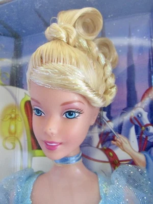 Disney - "Princesa Brillante Cenicienta" - Cenicienta 2004 - ¡Nunca Fuera de Caja! Foto 1 de 4