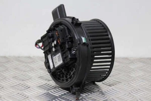 Opel Astra Heater Blower Motor (2016) - Picture 1 of 1