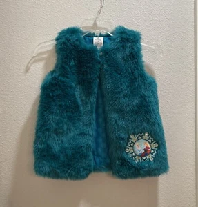Girls Disney Store Frozen Faux Fur Vest, Anna & Elsa Size 5/6 Teal Green - Picture 1 of 8