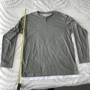 Columbia Men's Long Sleeve Henley Shirt - Omnidry Technology - XL - Picture 1 of 4