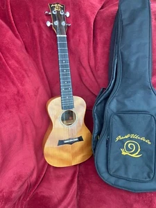 concert ukulele snail used - Picture 1 of 6