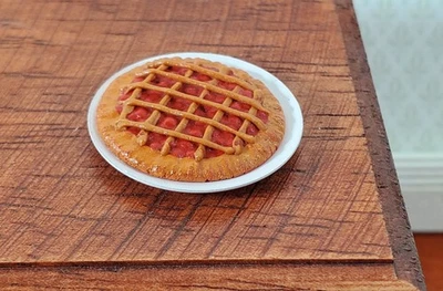 HANDLEY HOUSE Dollhouse Cherry Pie on Plate 1:12 Scale Miniature Kitchen Food Bakery