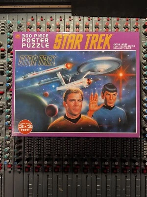 Rompecabezas póster vintage Star Trek 300 piezas 3x2 pies 1993 nuevo dorado 5220 Foto 1 de 3