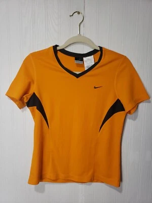 Camiseta deportiva para mujer Nike Dri-Fit para correr manga corta cuello en V talla S Foto 1 de 4