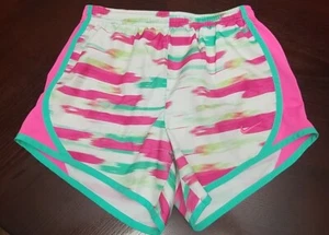 Pantalones Cortos Atléticos Para Niñas Nike Dri-Fit Rosa Verde Blanco Talla L Grande - Usados en Excelente Condición - Imagen 1 de 4