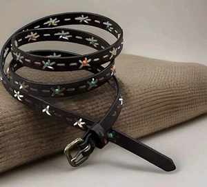 HERMOSO Y ÚNICO CINTURÓN AJUSTADO BOHO FLORAL ADORNADO PARA MUJER - Imagen 1 de 12