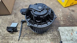 KIA SPORTAGE MK3 2014 calentador motor soplador + resistencia reóstato + sensor de temperatura - Imagen 1 de 4
