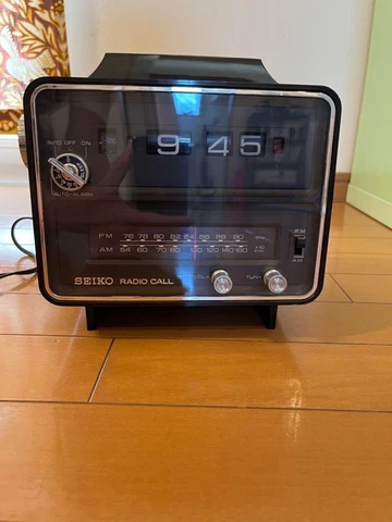 VINTAGE SEIKO Flip Clock Radio DC-942 60Hz Mid century Spase age Made in JAPAN Cover