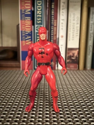 老式美泰秘密战争超胆侠漫威漫画1984年可动人偶 — 第 1/3 张图片