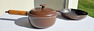 Juego de utensilios de cocina Le Creuset de hierro fundido marrón chocolate oscuro 17 23 Francia - Imagen 1 de 16