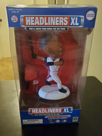 Ken Griffey Jr Headliners XL 2000 Cincinnati Reds Brand New MLB Cover