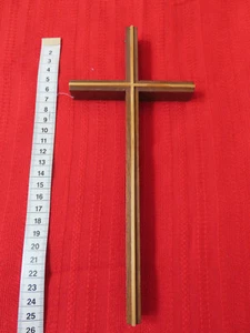 Holzkreuz, Wandkreuz, Kruzifix, 2 farbiges Holz ca. 25 cm hoch und 11 cm breit - Bild 1 von 2