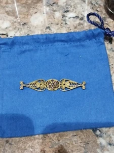 Frühe Stabnadel aus Messing und Glas mit lila Kristallen um 1910 - Bild 1 von 4