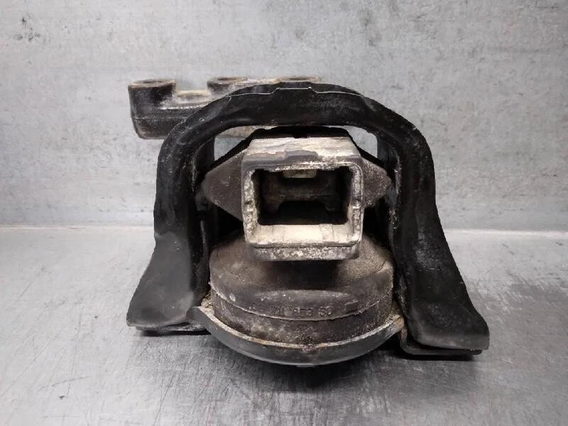 1807HX support moteur droit pour CITROEN C3 II 1.4 2009 5088707 - Photo 1/4