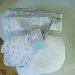 Just Born Boys blanket - Picture 1 of 3
