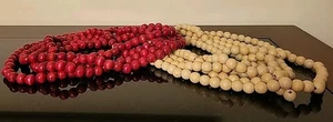 Set Of 2 Wooden Christmas Beads/Garland 1 Red 1 White 9' Each - Picture 1 of 7