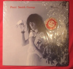 CRANIUM'S Patti Smith Group WAVE orig Lp NM shrink/inner/insert Todd Rundgren - Picture 1 of 7
