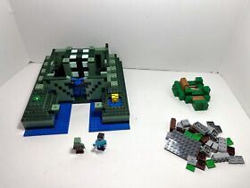 LEGO Minecraft LOT:  The Ocean Monument 21136 + Parts to 21146, misc