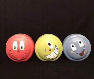 HAPPY FACE COIN BANKS, Set of 3,Red Smiley, Green Winkie & Blue Smiley, VINTAGE - Picture 1 of 9