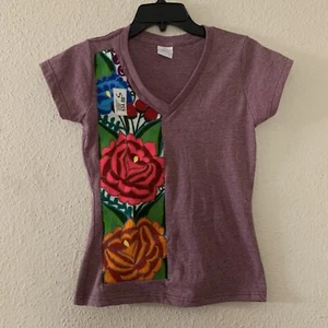 Mexican Floral Embroidery T-Shirt Size S, Purple/pink V Neck Short Sleeve - Picture 1 of 7