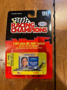 1997 RACING CHAMPIONS 1:144 SCALE DIE CAST BLAINE JOHNSON - Picture 1 of 3