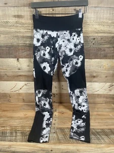 CXJ Black White Flowers Girls XL (14/16) Leggings Athletic Stretch Pants Bottom - Picture 1 of 3