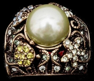 Heidi Daus Faux Made Mint Green Pearl/Multi-Rhinestone Ring Sz 7.75 - Picture 1 of 4