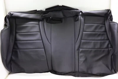 Mercedes C300 C400 C63 AMG 2015-2021 OEM Seat Cushion Cover Rear Lower — 第 1/4 张图片