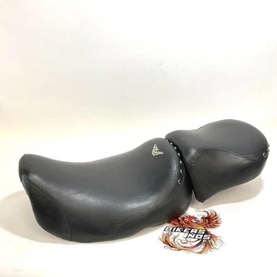 Asiento individual Road King con logotipo V genuino Harley 1997-2007 con Pillion 52949-97 52281-97 Foto 1 de 4