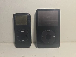 Lot of 2x Retro Apple iPods 30GB & 8GB (A1136 & A1199) – For Parts/Repair - Picture 1 of 5