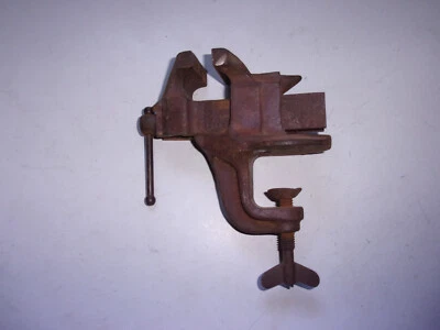 Petit étau de table - Photo 1/4