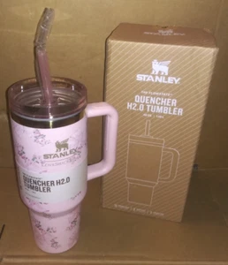 Stanley LOVESHARK Flowstate Löscher Becher 40 Unzen (Blumenmuster) NEU - Bild 1 von 3
