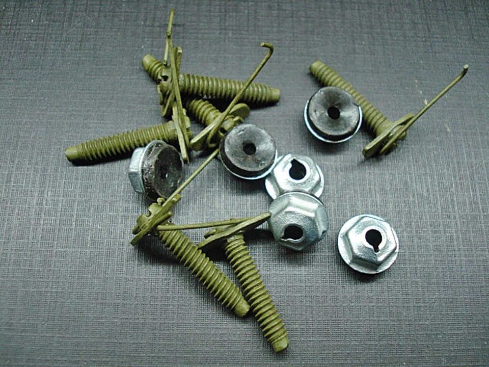 6 piezas NOS puerta cuerpo lateral cinturón moldura moldura clips tuercas selladoras Chevy Cadillac Foto 1 de 3