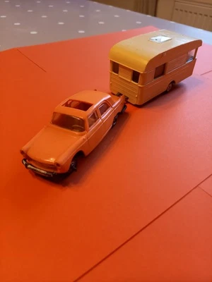 Norev Ancien Peugeot 404 +caravane Digue - Photo 1/3