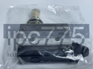 D4MC5020N 1PC Brand New Omron D4MC-5020-N Limit Switch Fast delivery - Picture 1 of 7