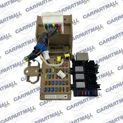 Subaru Impreza 2008-2014 2,5 L H4 tablero interior unión izquierda caja de fusibles 82201FG010 Foto 1 de 4