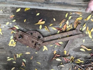 1938 International Harvester Window Regulator - Picture 1 of 3