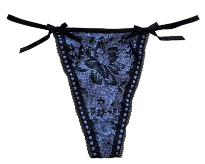 Vintage Y2K 2000s Lace Trim Bows Thong Fredericks Of Hollywood S - Image 1 of 4