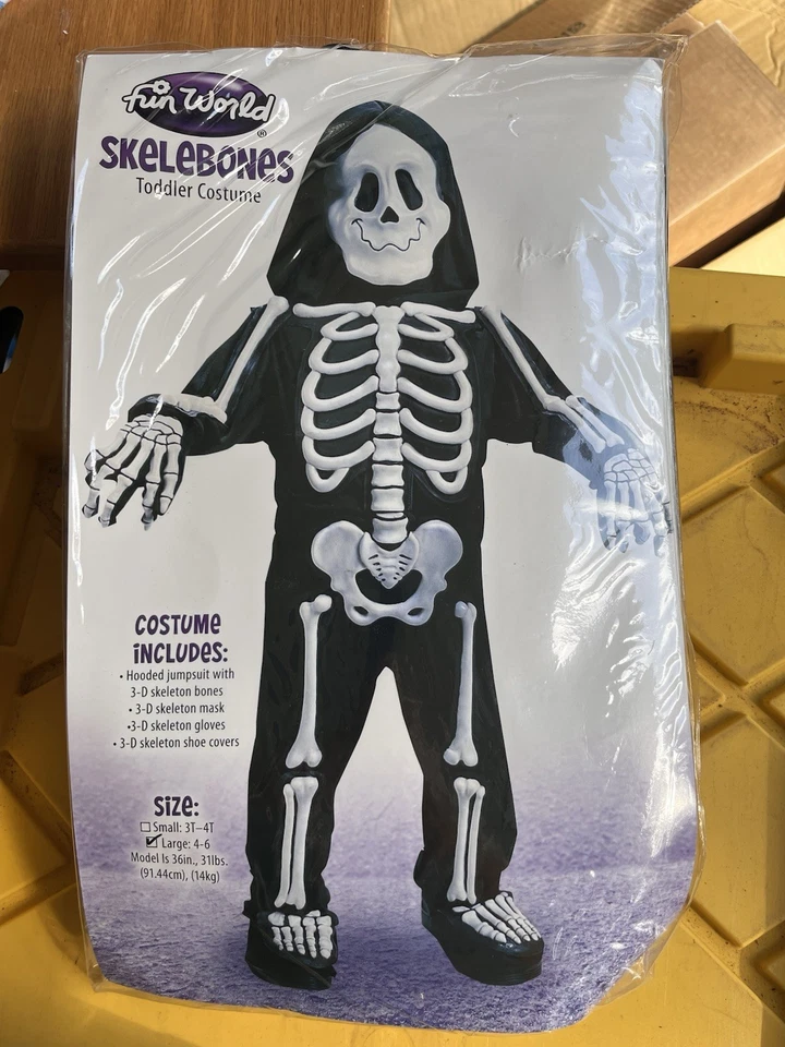 FW 1522 Skelebones Toddler 4 to 6 for Christmas Santa Year
