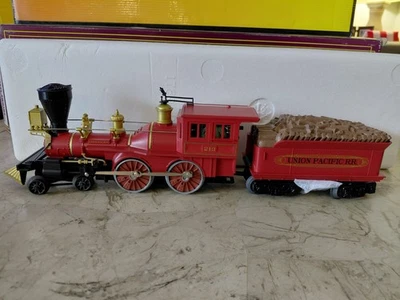 Lionel 6-18723 O Union Pacific 4-4-0 General Steam Locomotive & Tender # 213 NIB - Image 1 of 4