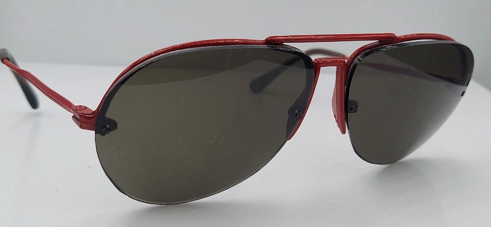 Gafas de sol vintage Foster Grant Red Pilot media borde de metal SOLO MARCOS EE. UU. Foto 1 de 4