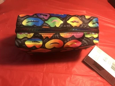 Girls Hair Bows, Scrunchies, Hair Bands, & Accessory Compartment Bag Lot-8 - Image 1 of 4