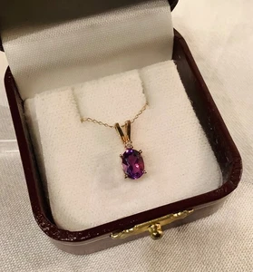 "Colgante de diamantes y amatista natural de 1 quilate de oro amarillo plomada de 14 quilates en una cadena de 17"" de 14 k" - Imagen 1 de 15