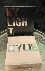 Kylie Jenner Kylighter Pressed Illuminating Powder Highlighter Quartz USA Made - Picture 1 of 7