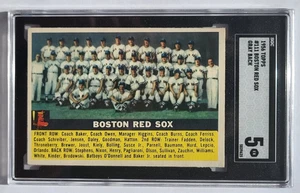 1956 Topps #111 Boston Red Sox espalda gris SGC 5 - Imagen 1 de 3