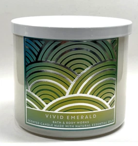 NEW 1 BATH & BODY WORKS VIVID EMERALD SCENTED 3-WICK LARGE CANDLE 14.5 OZ - Picture 1 of 3