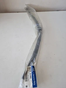 Genuine Hyundai i30 i30/i30CW RH Aero Wiper Blade | 98350-2L900 - Picture 1 of 6
